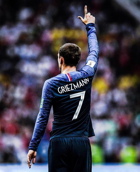 Griezmann ❤️🇫🇷⚽ Griezmann Wallpapers, France Fifa, Barcelona Wallpapers, Football France, France National Team, Fc Barcelona Wallpapers, Russia World Cup, Lionel Messi Barcelona, Messi Neymar