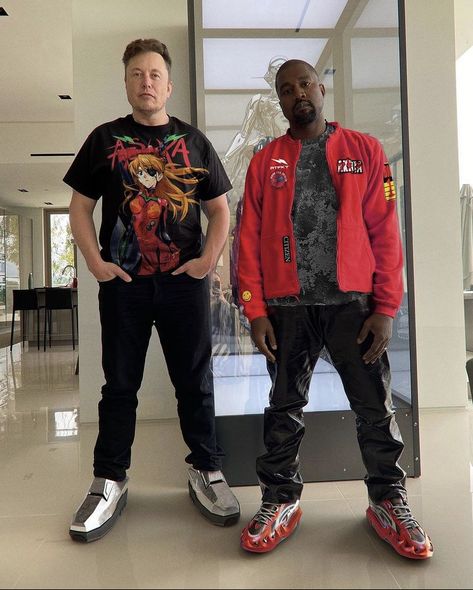 Kanye Memes, Funny Kanye, Kanye West Outfits, Best Rapper, Pewdiepie, Elon Musk, Kanye West, Rappers, Varsity Jacket