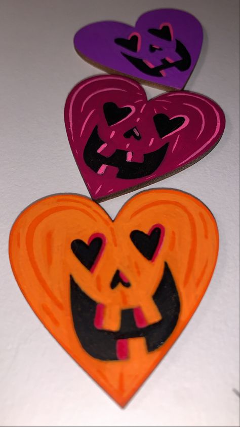 Puppy Valentines, Halloween Craft Projects, Diy Valentine's Day Decorations, Halloween Rocks, Cute Couple Gifts, Halloween Artwork, Valentines Wallpaper, Homemade Valentines, Valentines Art