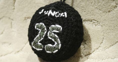 Customizable hockey puck    To start crochet circles, I use a sloppy slip knot, but a magic ring will work for this as well.      Make a... Hockey Crochet, Crochet Hockey, Start Crochet, Crochet Throw Pattern, Crochet Poncho Free Pattern, Slip Knot, Crochet Pillows, Crochet Circles, Hockey Puck