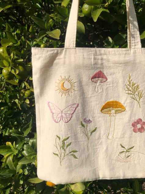 Hand stitched tote bag | Hand embroidery Embroider Canvas Bag, Tote Embroidery Bag, Totebag Embroidery Idea, Embroider Tote Bags, Embroidery Designs Tote Bag, Tote Bag Embroidery Ideas Aesthetic, Decorating Tote Bags, Broderie Tote Bag, Embroidered Tote Bag Ideas