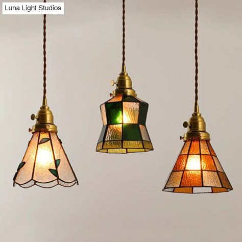 This sophisticated Tiffany-style hanging pendant light is the perfect addition to living rooms, bedrooms, dining rooms, and more. With its classic and timeless design, it features a brass coloured frame, a round canopy, and a variety of vivid glass shades including green, orange, yellow, light green, and white. Constructed from high-quality glass materials, this fixture is suitable for both indoor and outdoor use and comes complete with a 60" metal chain/cord and a 63" hanging wire. It is design Brass Bedroom, Stained Glass Pendant Light, Rooms Decoration, Glass Pendant Lights, Light Ideas, Tiffany Stained Glass, Modern Ceiling, Tiffany Style, Hanging Wire