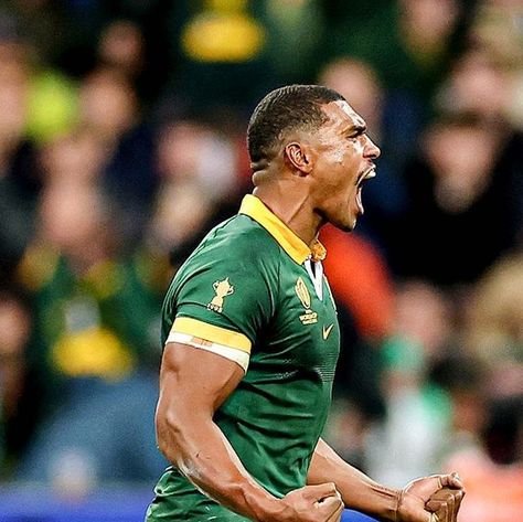 Damian Willemse, Broke Phone, Broken Phone Screen, Springbok Rugby, Rugby Boys, World Cup Champions, Rugby Team, Rugby World Cup, Rugby Players