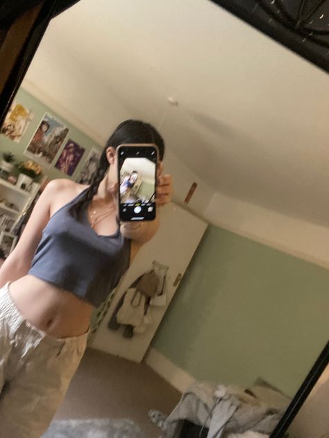 low waisted cargos in the mirror Waist Small Mirror Pics, Small Mirror Selfie Aesthetic, Small Waist Coquette, Miror Shots Girl, Short Hair Girl Mirror Shot Aesthetic, Mirror Pic, Low Waisted, Mirror