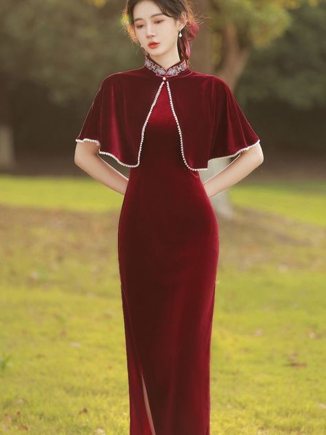 Mother Of The Bride Dresses Vintage, Black Cheongsam, Qipao Pattern, Qipao Wedding, Red Qipao, Cheongsam Modern, Modern Qipao, Chinese Cheongsam, Long Dresses Elegant