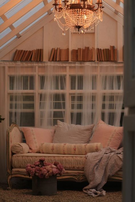 7 ways to Create a home that Nurtures you - French Country Cottage Vintage She Shed, Shed Interior Ideas, She Shed Interior Ideas, Courtney Allison, Diy She Shed, She Shed Interior, D Mannose, Sun Rooms, Shed Interior