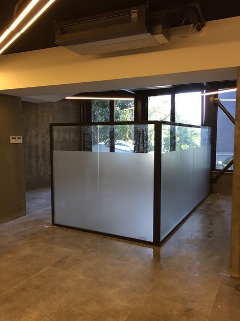 Office Glass Partition Design, Clinic Partition, Columbia Cabinets, Office Partition Design, Board Room Design, Office Divider, Office Partitions Wall, Coworking Design, Glass Partition Designs