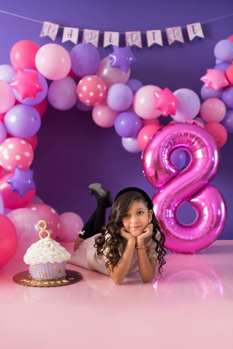 Balloon Garland Photoshoot, 8th Birthday Photoshoot Ideas, 8th Birthday Party Girl, Birthday Photoshoot Ideas Boys, 4de Verjaardag, Baby Birthday Photoshoot, Bday Shoot, 1st Birthday Photoshoot, 21st Birthday Photoshoot