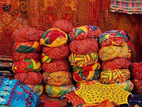 Hindu Jewelry, Mother India, Bohemian Life, Events Planning, Indian Colours, Indian Music, Hippie Life, Jaisalmer, Indian Crafts