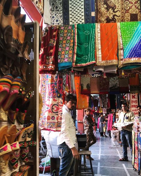 Ann Foster Monk on Instagram: “I spent the better half of today shopping in the bazaars of Jaipur, India 🇮🇳 The last shop pictured here, shop number 5 of Bapu Bazaar, is…” Bapu Bazaar Jaipur, Bapu Bazar Jaipur, Jaipur Streets, Rajasthan Trip, Jalaram Bapa, Better Half, Udaipur, Number 5, Jaipur India