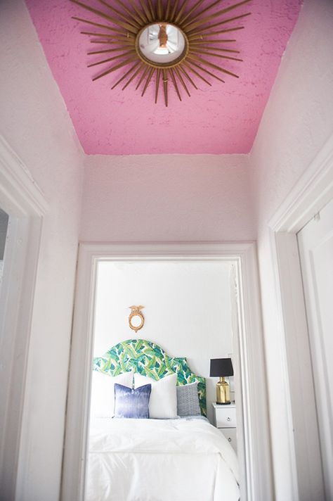 Give your home some color with this gorgeous painted ceiling. Hallway Ceiling Color, Fun Ceiling Ideas, Fairytale Furniture, Comfy Corner, Ceiling Color, Pink Ceiling, Hallway Ceiling, Colored Ceiling, Painted Ceiling