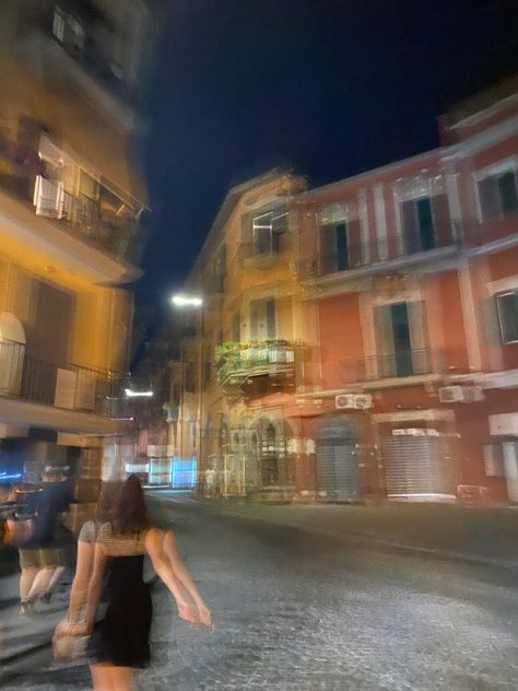 Italian Night Club, Italy Nightlife, Italy At Night, 2024 Manifestations, Italian Night, Summer Mood, Southern Italy, Italian Summer, 2024 Vision