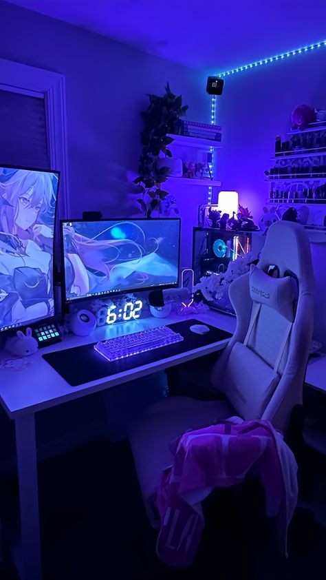 Game Streaming Room, Black And Purple Pc Setup, Clean Gaming Setup, Ps5 Gaming Setup, Pc Gaming Setup Aesthetic, Gamer Boy Room, Ps5 Setup, Gaming Setup Bedroom, Aesthetic Setup