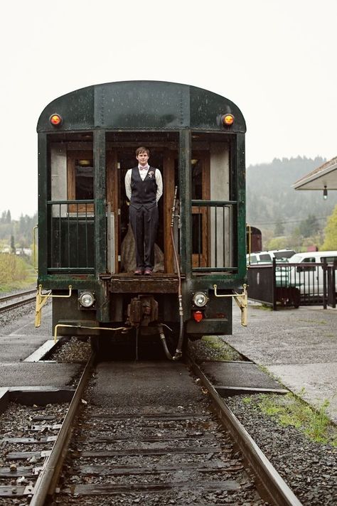 Kev Train, Railway Photoshoot, Victorian Train Station, Railroad Wedding, Victorian Train, Train Station Wedding, Wedding Train, Gothic Novels, Wedding Victorian