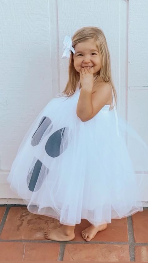 Ballerina Ghost Costume, Toddler Ghost Costume Girl Diy, Toddler Costumes Girl Diy, Baby Girl Ghost Costume, Tulle Ghost Costume, Little Kid Halloween Costumes Girl Diy, Diy Toddler Ghost Costume Girl, Toddler Girl Halloween Costume Diy, Kids Ghost Costume Girl