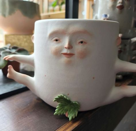 Weird Pottery, Egg Bowl, Witchy Crafts, Have Inspiration, Ceramics Ideas, My People, Ceramic Ideas, Pottery Crafts, Ceramics Pottery Art