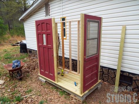 Garden Shed Made From Old Doors, Sheds Made From Old Doors, Shed Platform, Posh Sheds, Door Shed, Small Shed, Garden Shed Diy, Small Garden Shed, Yard Sheds