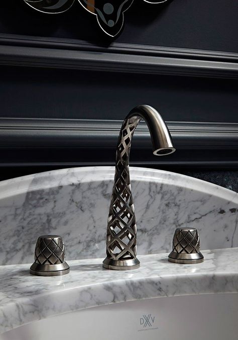 These Beautiful And Working 3D Printed Metal Faucets Seem Too Unreal Unique Faucets, Metal Printing, Drukarka 3d, 3d Cnc, Astuces Diy, Faucet Design, 3d Printed Metal, Additive Manufacturing, 3d Printing Ideas