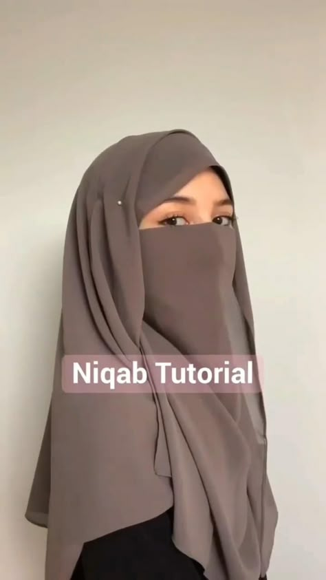 Mode Niqab, Pakaian Hipster, How To Wear Hijab, Fesyen Islam, डिजाइनर कपड़े, Tutorial Hijab Pashmina, Simple Hijab Tutorial, Estilo Hijab, Stile Hijab