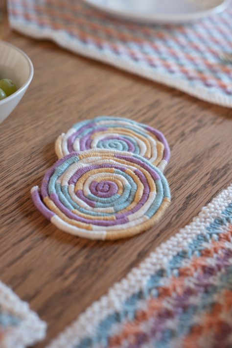 DIY: Yarn Wrapped Coasters – Design Team Blog Yarn Coasters, Coasters Design, Mattress Stitch, Diy Drinks, Diy Yarn, Cord Wrap, Crafts For Seniors, Diy Coasters, Coaster Design