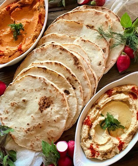 Karine՛ Կարինե on Instagram: “My homemade pita bread with delicious hummus which I made with dry chickpeas.  . . #hummus #homemadefood #homemadehummus #mediterraneanfood…” Pita Bread And Hummus, Hummus Pita, Hummus And Pita, Homemade Pita Bread, Dry Chickpeas, Homemade Hummus, Pita Bread, Healthy Teeth, Pita