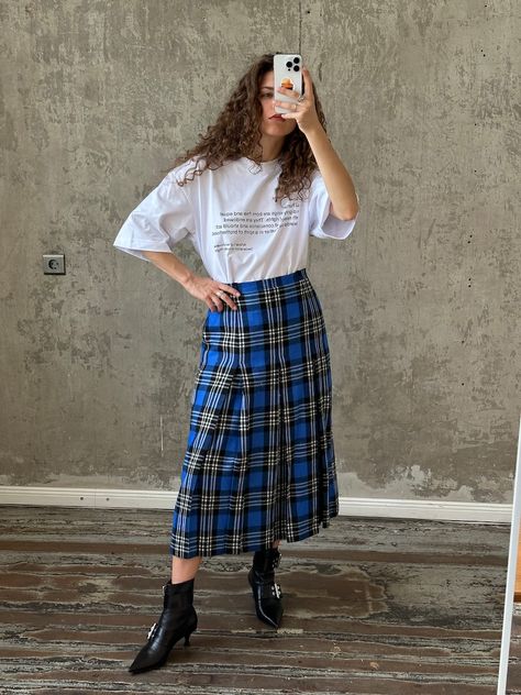 Blue Check Skirt Outfit, Blue Tartan Skirt Outfit, Checked Skirt Outfit, Tartan Skirt Outfit, Blue Check Skirt, Ankle Skirt, Blue Plaid Skirt, Kilt Skirt, Tartan Skirt