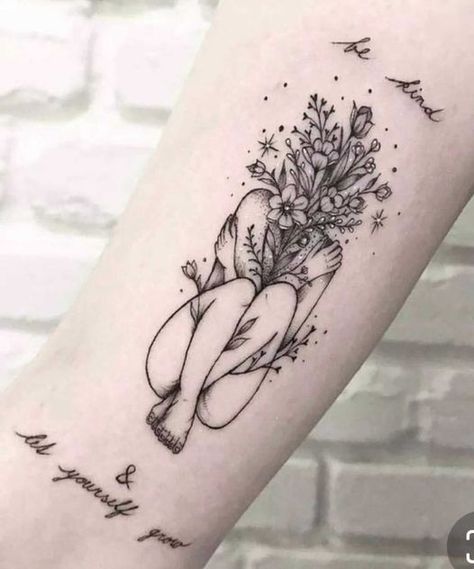 Wormhole Tattoo, Professional Tattoo Kits, Mangas Tattoo, Art Inspired Tattoos, Vogel Tattoo, Self Love Tattoo, Flower Wrist Tattoos, Inspiration Tattoos, Tattoo Machines