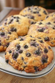 Large Muffin Top Muffins, Jumbo Blueberry Muffins, Blueberry Muffin Recipe Easy, Bakery Style Blueberry Muffins, Bakery Muffins, Best Scone Recipe, Blueberry Oatmeal Muffins, Canadian Cuisine, Muffins Breakfast