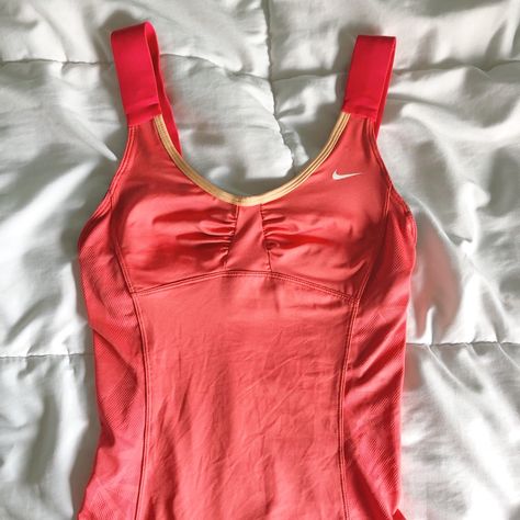 Nwt Nike Dri Fit Tank -Cute Ruched Detail On Front -Padded/Lined -Thick Supportive Straps -Summery Coral Color -Perfect For Tennis And Running! Aubreigh Wyatt, Cute Running Outfit, Skincare Stuff, Athletic Attire, Tennis Outfits, What Should I Wear Today, Ibiza Outfits, Top Clothes, Beach Fits