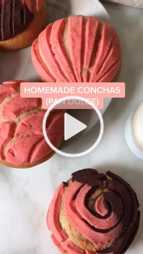 Pan Dulce Recipe, Conchas Pan, Optavia Lean And Green Recipes, Optavia Lean And Green, Mexican Sweet Breads, Lean And Green, Mexican Dessert Recipes, Green Recipes, Homemade Pastries