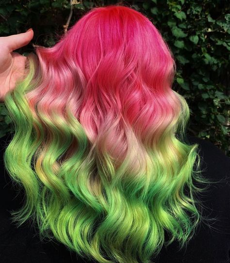 @hairby_lacey is the artist...Pulp Riot is the paint. Green And Blue Hair Color, Pink And Green Highlights, Unique Hair Colors, Green And Blue Hair, Green Hair Ombre, Hair Dye Brands, Haircolor Ideas, Blue Hair Color, Green Hair Dye