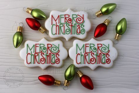 Merry Christmas | by Artfully Delicious Cookies Cookies Cupcake, Holiday Cookies Christmas, Christmas Platter, Winter Cookie, Christmas Cookie Exchange, Sugar Cookie Designs, Delicious Cookies, Pretty Cookies, Xmas Cookies