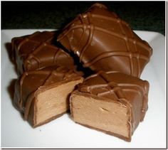 3 Musketeers Recipe, Soft Nougat Recipe, Three Musketeers Candy, 3 Muskateers, Truffle Pops, Nougat Bars, Nougat Recipe, Homemade Candy Bars, Candy Wafers