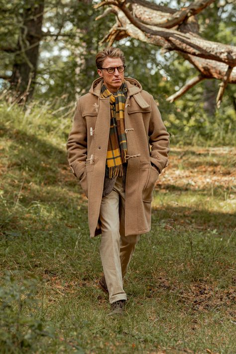 Duffel Coat Mens, Duffel Coat Outfit, Heavy Winter Outfits, Duffle Coat Men, Duffle Coat Outfit, Gloverall Duffle Coat, Mens Duffle Coat, Gentleman Fashion, Old Man Fashion