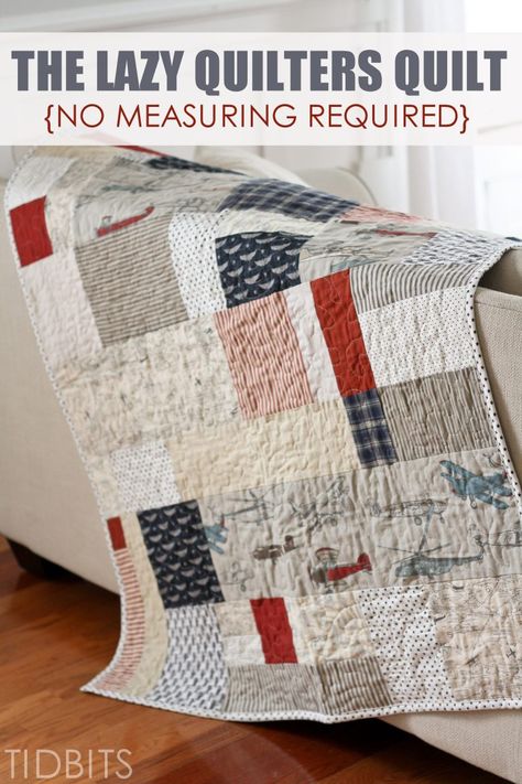 Asymmetrical Balance, Colchas Quilting, Quick Quilt, Easy Quilt, Beginner Sewing Projects Easy, Quilt Baby, Patchwork Quilting, Crib Quilt, Quilting For Beginners