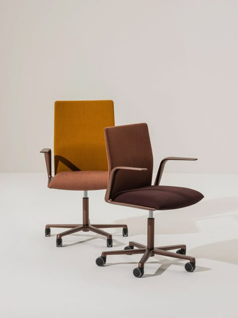 Kinesit Met chair by Lievore Altherr Molina for Arper Reception Restaurant, Office Tape, Dermatology Clinic, Contemporary Office Chairs, Conference Chair, Chair Options, Work Chair, Soft Flooring, Contract Furniture