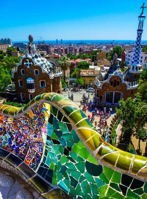 Europe Culture, Parc Guell, Mediterranean Aesthetic, Park Guell, Antonio Gaudí, Park Güell, Work Project, Antoni Gaudi, Public Park