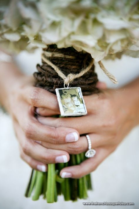 Jennifer Williams, Photo Charms, Flower Ideas, Wedding Memorial, Wedding Gallery, Here Comes The Bride, Photography Wedding, Wedding Trends, Wedding Bells