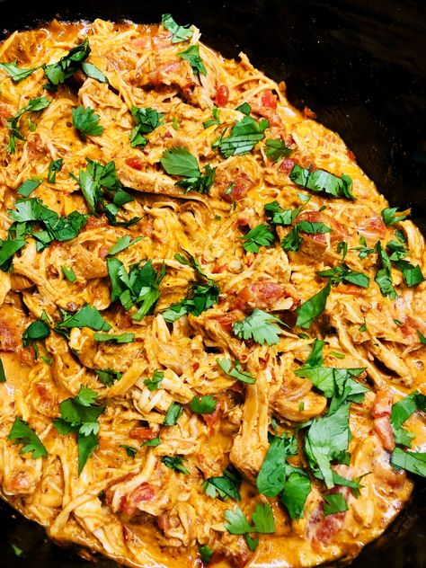 Slow Cooker Chipotle Ranch Chicken - Cooks Well With Others Keto Crock Pot Recipes, Chipotle Ranch Chicken, Asheville Food, Vsg Recipes, Chipotle In Adobo Sauce, Food Prepping, Chipotle Ranch, Slow Cooker Pasta, Keto Crockpot Recipes