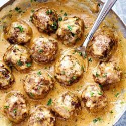 Best Swedish Meatball Recipe, Best Swedish Meatballs, Turkey Gravy From Drippings, The Recipe Critic, Recipe Critic, Swedish Meatballs, Idee Pasto Sano, Beef Dinner, Short Ribs