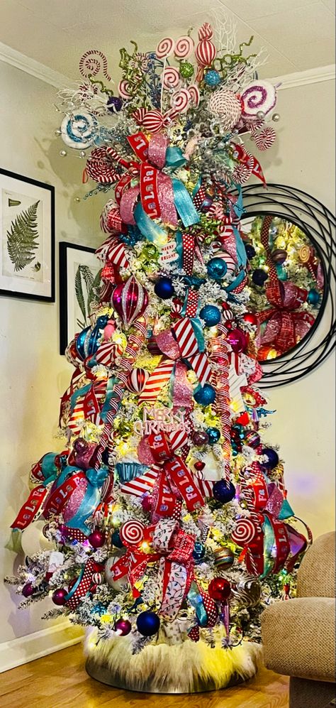 Colorful Tree Topper Ideas, Multi Colored Christmas Tree Ideas, Whimsy Christmas Tree, Christmas Tree Topper Colorful, Whimsical Christmas Trees Trendy Tree, Whimsical Christmas Trees For Boys, Colorful Chrismtas Tree, Upside Down Christmas Tree, Whimsical Christmas Decor