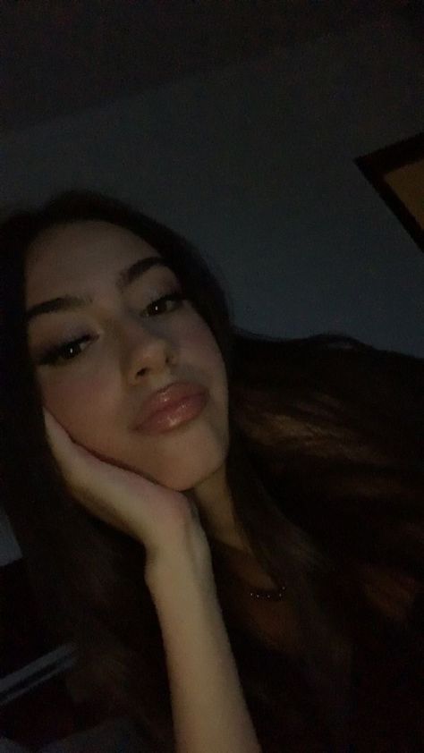 Latina Baddie Instagram, Sophie Taylor, Latina Baddie, Snap Selfie, Fake Account, Simple Outfits For School, Pretty Brunette, Brunette Girl, Baddie Outfits Casual