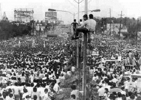 Edsa People Power Revolution, Edsa Revolution, People Power Revolution, Revolution Poster, Philippine News, Stay Overnight, Power To The People, Historical Events, Cebu