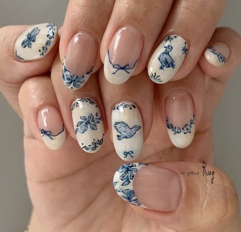 Mama Mia Themed Nails, Nails For Italy Trip Summer, Claude Monet Nails, Mamma Mia Inspired Nails, Monet Nails, Grandma Nails, Coastal Nails, Quilted Nails, Italy Nails