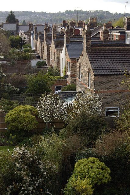 Crouch End London, London Suburbs, Uk Bucket List, Uk Life, London Neighborhoods, London Houses, London Boy, London Living, London Pictures