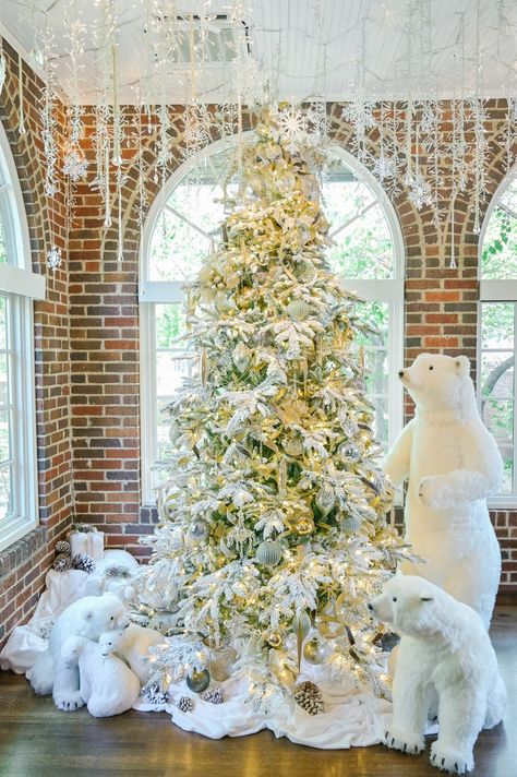 Rebecca Robeson Christmas, Christmas Decorations Lanterns, Noble Fir Tree, Creative Ideas For Christmas, White Silver Christmas, Christmas Birthday Decor, Rebecca Robeson, Robeson Design, Fairytale Christmas