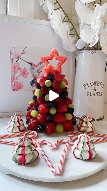 Natasha Swingler | Simple fruit tree xx 
#christmassnack #christmasfood #easyrecipe | Instagram Christmas Fruit Ideas, Christmas Fruit Tree, Christmas Tree Fruit, Effective Spaces, Appetizer Board, Fruit Christmas Tree, New Year's Eve Appetizers, Fruit Appetizers, Christmas Trimmings