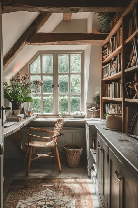 English Countryside Home, Luxury Home Office, Cozy Home Office, Tranquil Retreat, Countryside House, Cottage Interiors, Living Room Decor Cozy, Dream House Interior, Decoration Inspiration