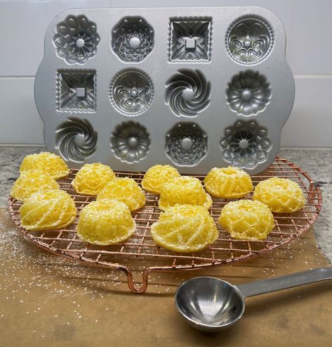 Teeny Tiny Bite-Sized Bundt Cakes • Sugar-Sunshine-and-Flowers Mini Bundt Cakes Recipes, Spring Tea Party, Gelatin Recipes, Mini Bundt, Mini Bundt Cakes, Spring Tea, Dog Cakes, Dessert Tray, Different Cakes