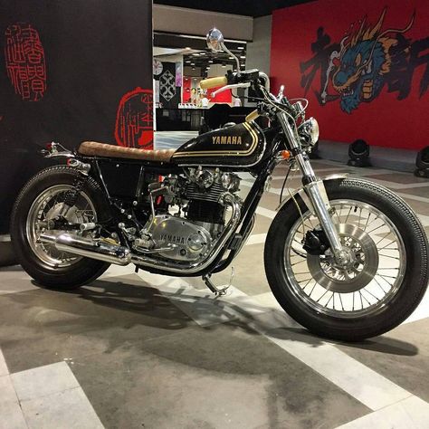 Xs 650 Bobber, Xs650 Scrambler, Xs650 Chopper, Xs650 Bobber, Brat Motorcycle, Yamaha Xs650, Tracker Motorcycle, Bike Details, Cafe Racing